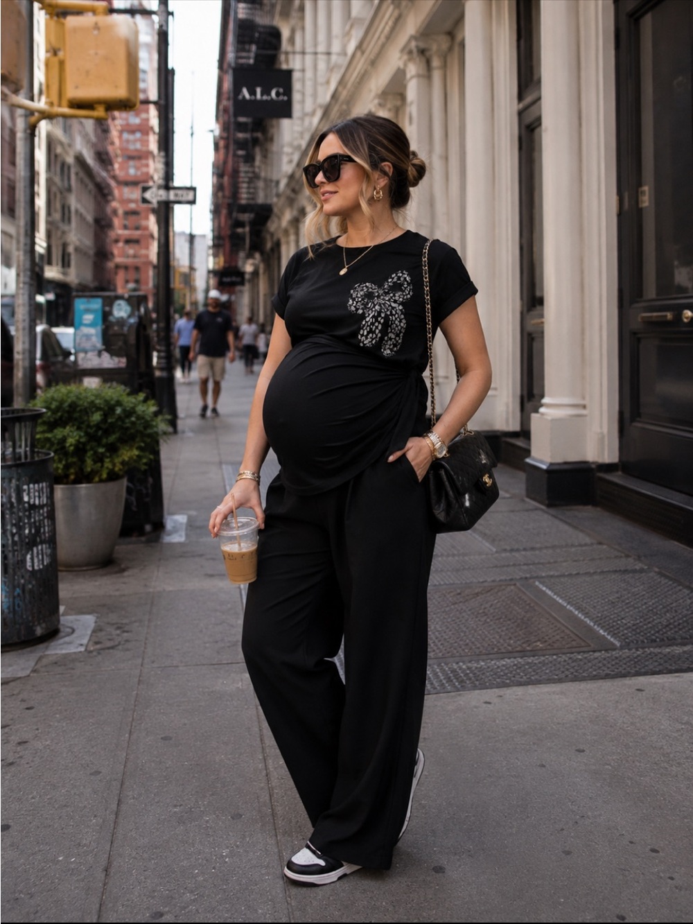 OH BABY Maternity Polka Dot BOW Black T-shirt